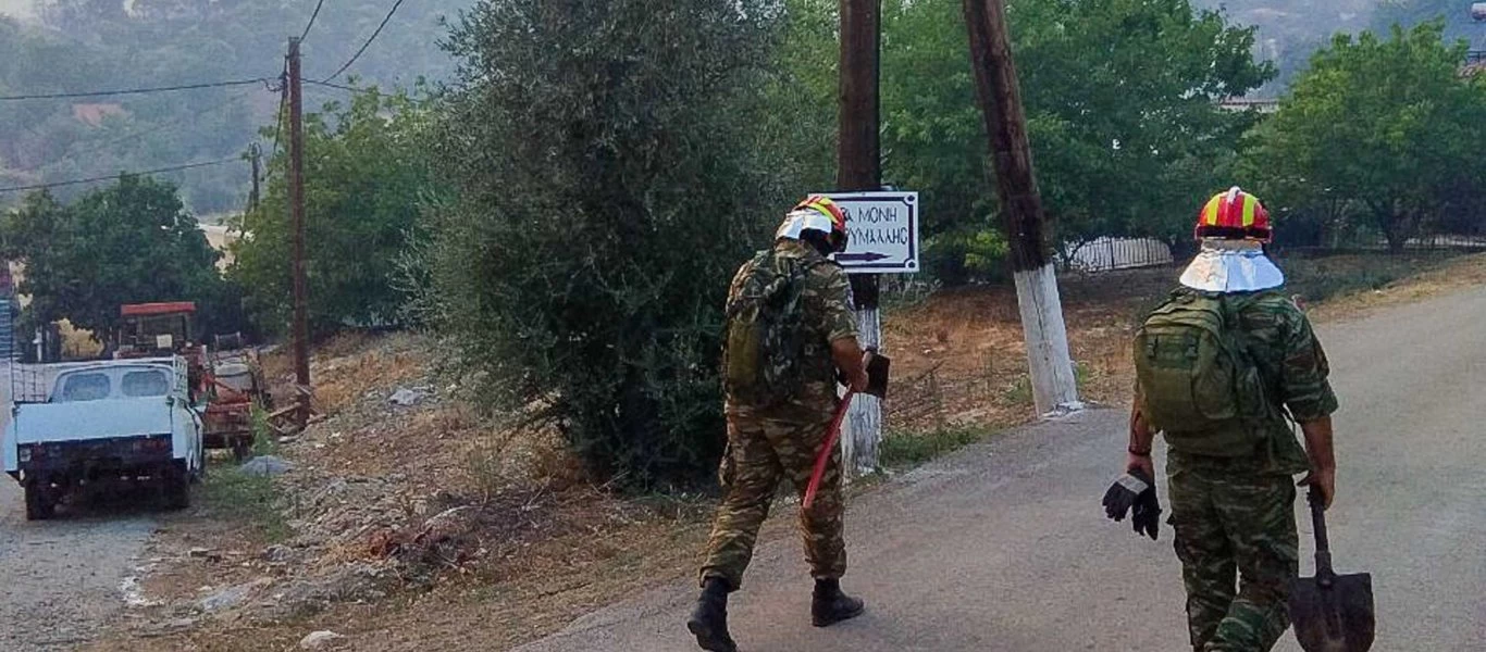 Αφού κάηκε η Ελλάδα τώρα η κυβέρνηση αποφάσισε να ξεκινήσουν περιπολίες στα δάση!